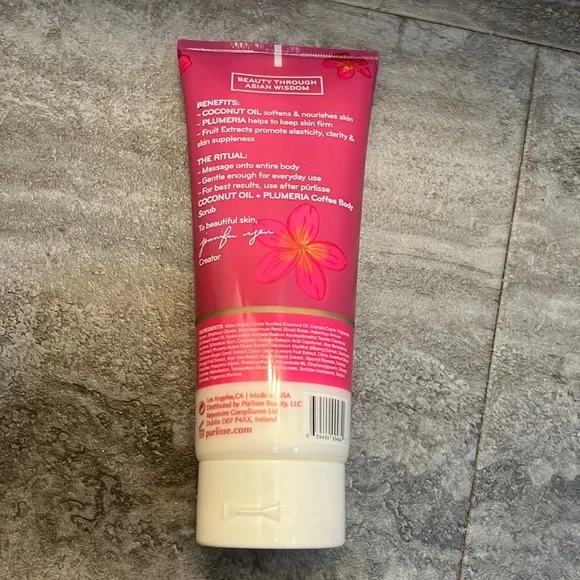 PURLISSE Coconut Oil + Plumeria Silk Body Butter - Picture 2 of 3